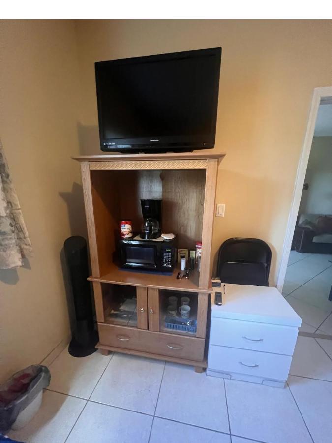Master Room In Apartment Davie Zewnętrze zdjęcie